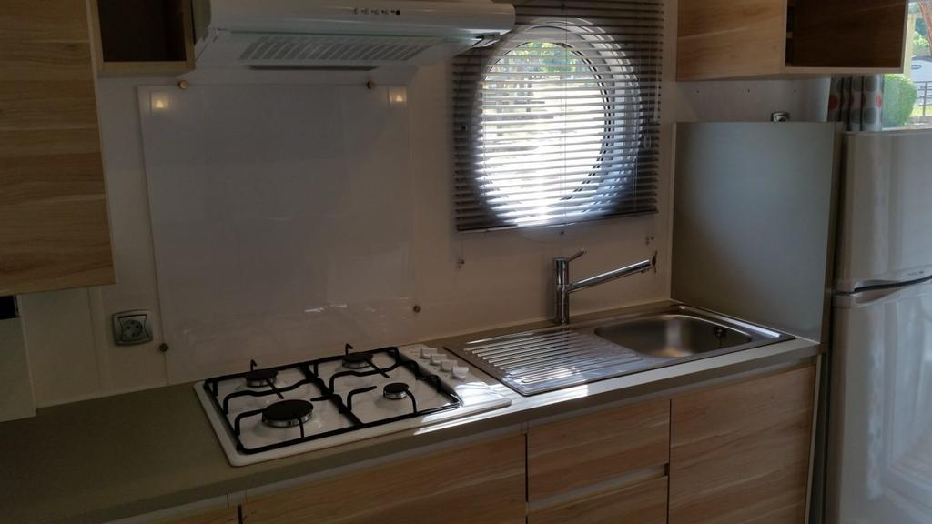 Camping Senia Cala Canyelles Lloret de Mar Exterior foto